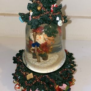 collectible christmas snow globe